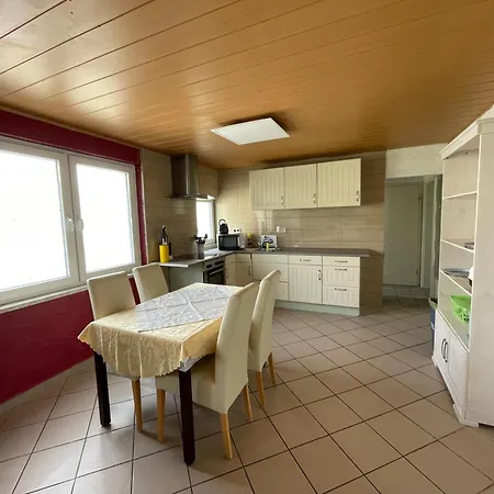 K 23 Bis 10 Personen Monteur Appartement *