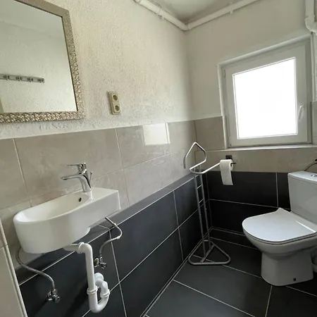 K 23 Bis 10 Personen Monteur Appartement