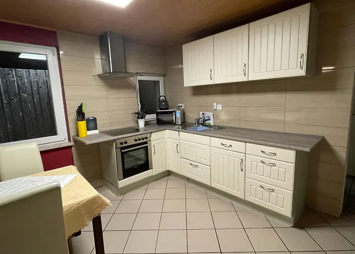 K 23 Bis 10 Personen Monteur * Gusenburg